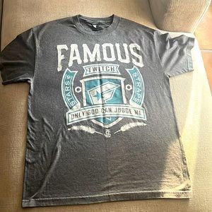 Famous Stars and Straps Mens size Large T-Shirt